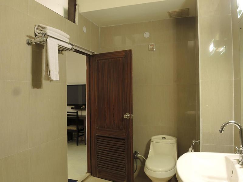 Marina'S Motel Bagdogra Extérieur photo